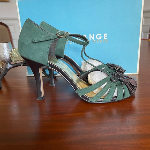 EXCHANGE By Charles David. Size 6.5 - Picture 2 of 5
